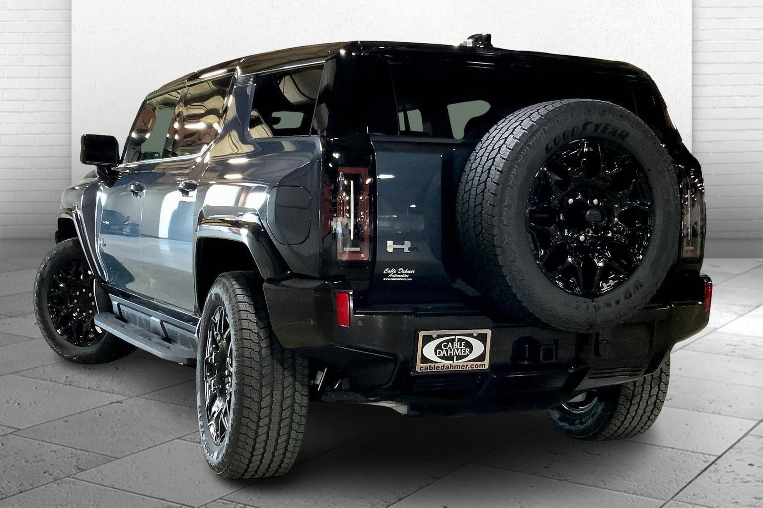 2026 GMC HUMMER EV SUV 2X
