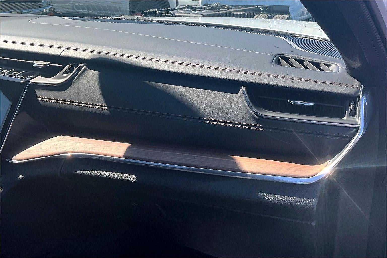 2024 Jeep Grand Cherokee Summit