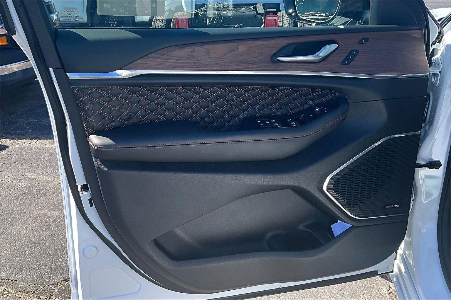 2024 Jeep Grand Cherokee Summit