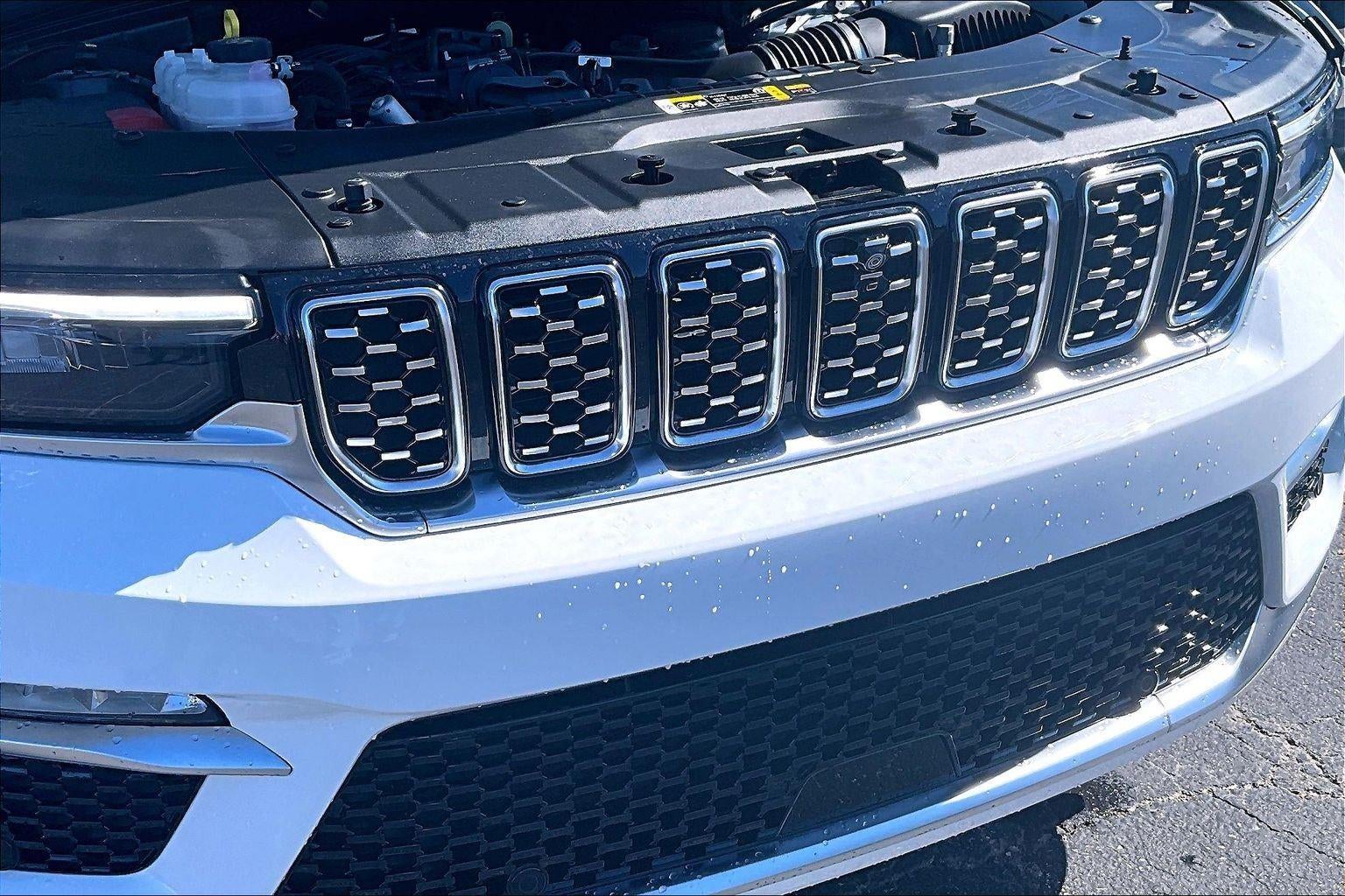 2024 Jeep Grand Cherokee Summit