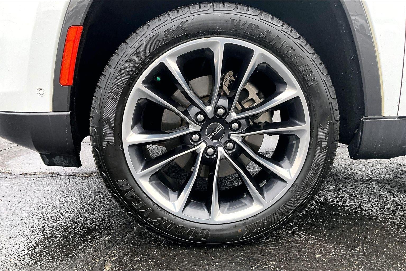 2022 Jeep Wagoneer Series III