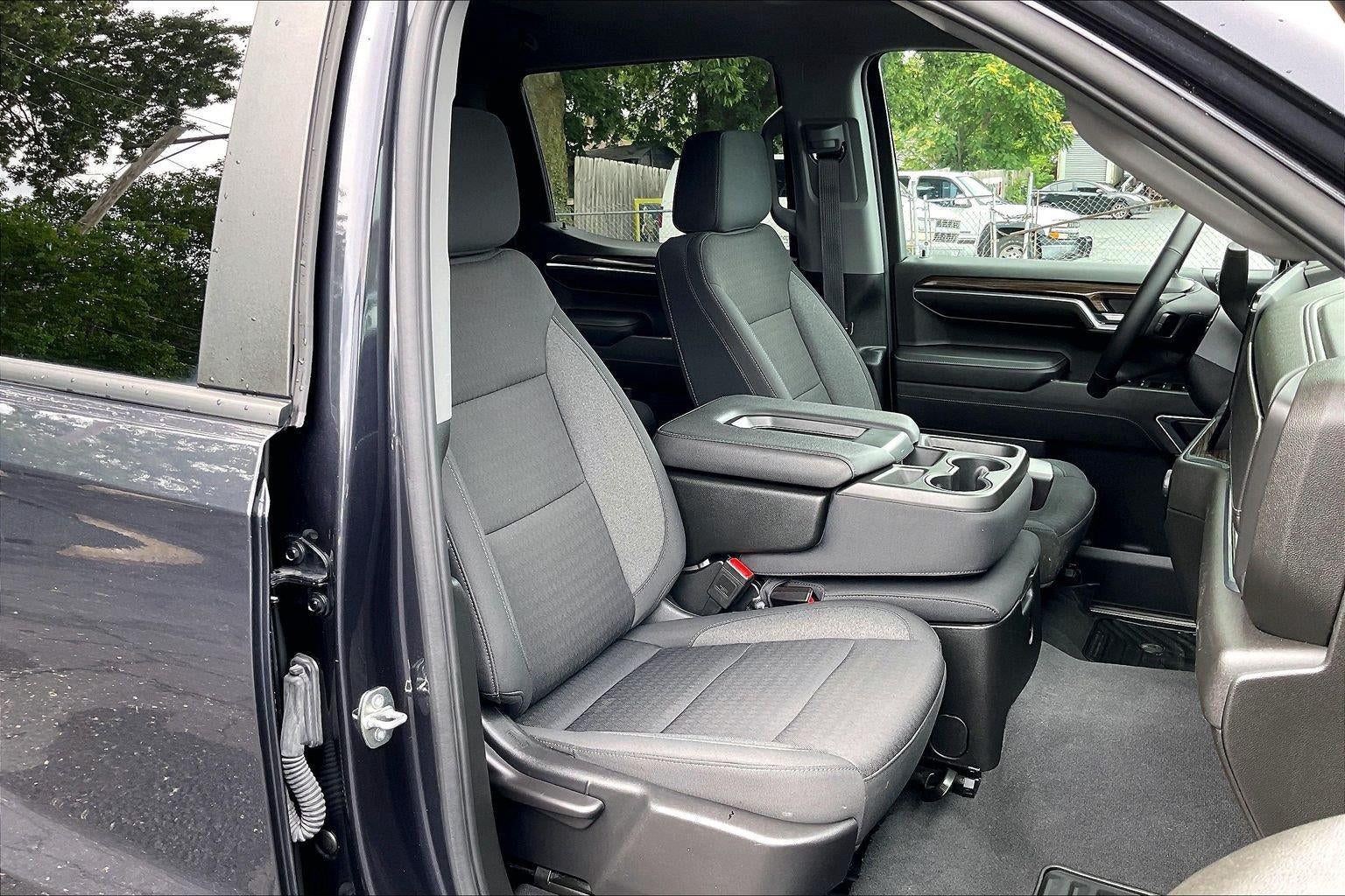 2023 Chevrolet Silverado 1500 LT (2FL)