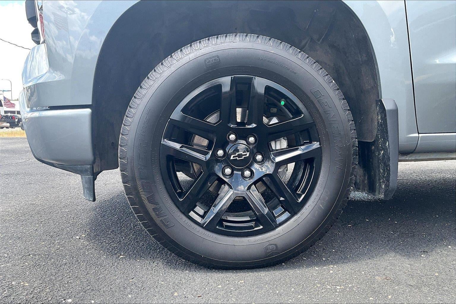 2025 Chevrolet Silverado 1500 Custom