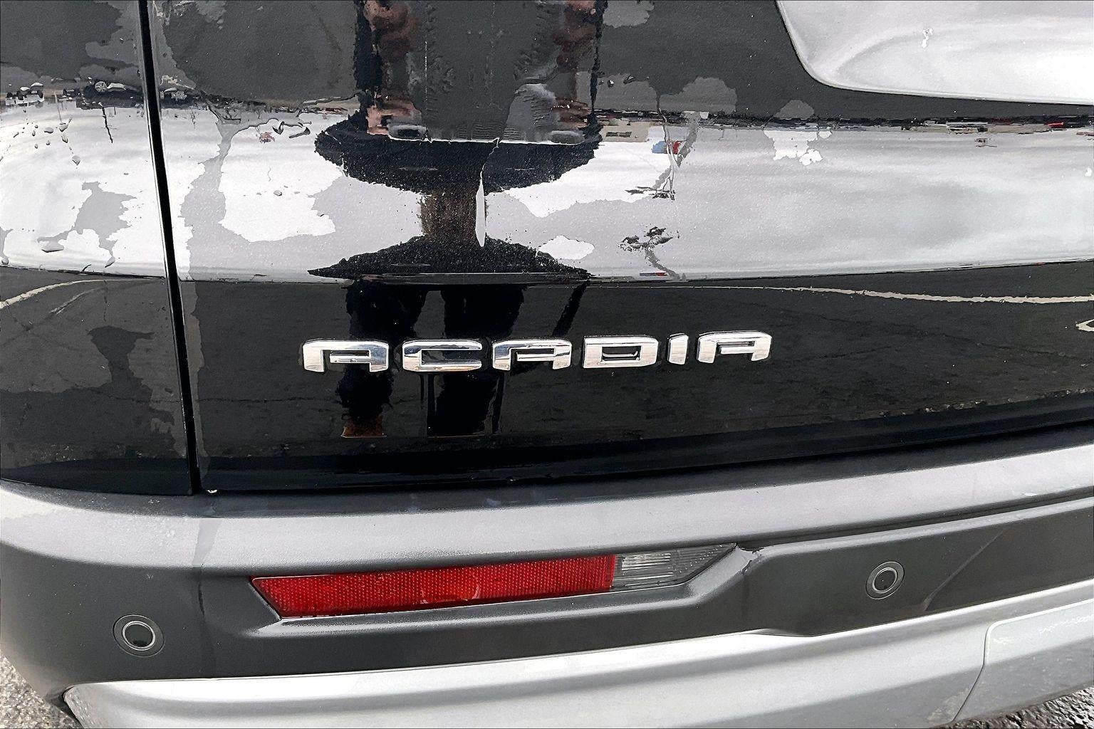 2025 GMC Acadia Elevation