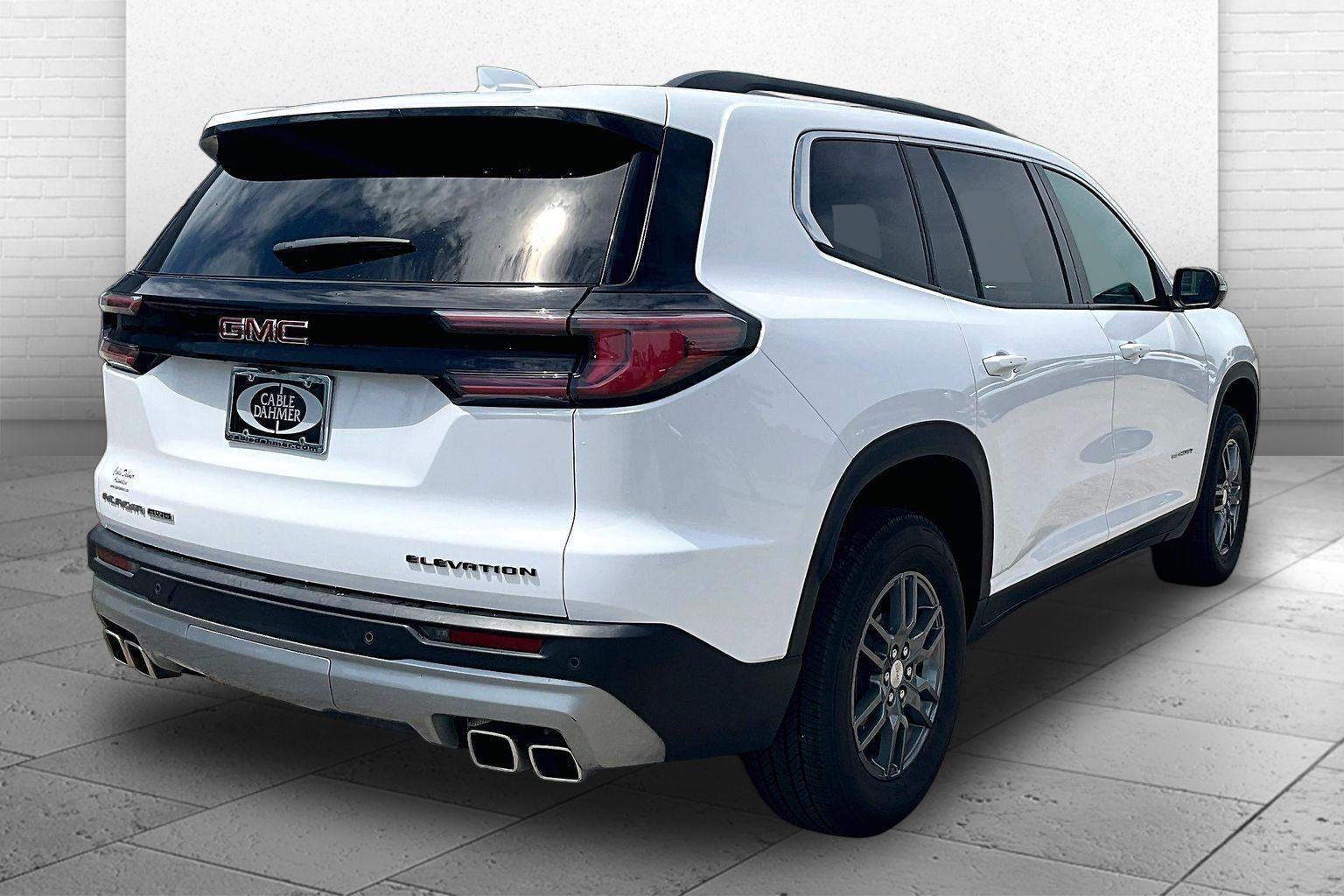 2025 GMC Acadia Elevation
