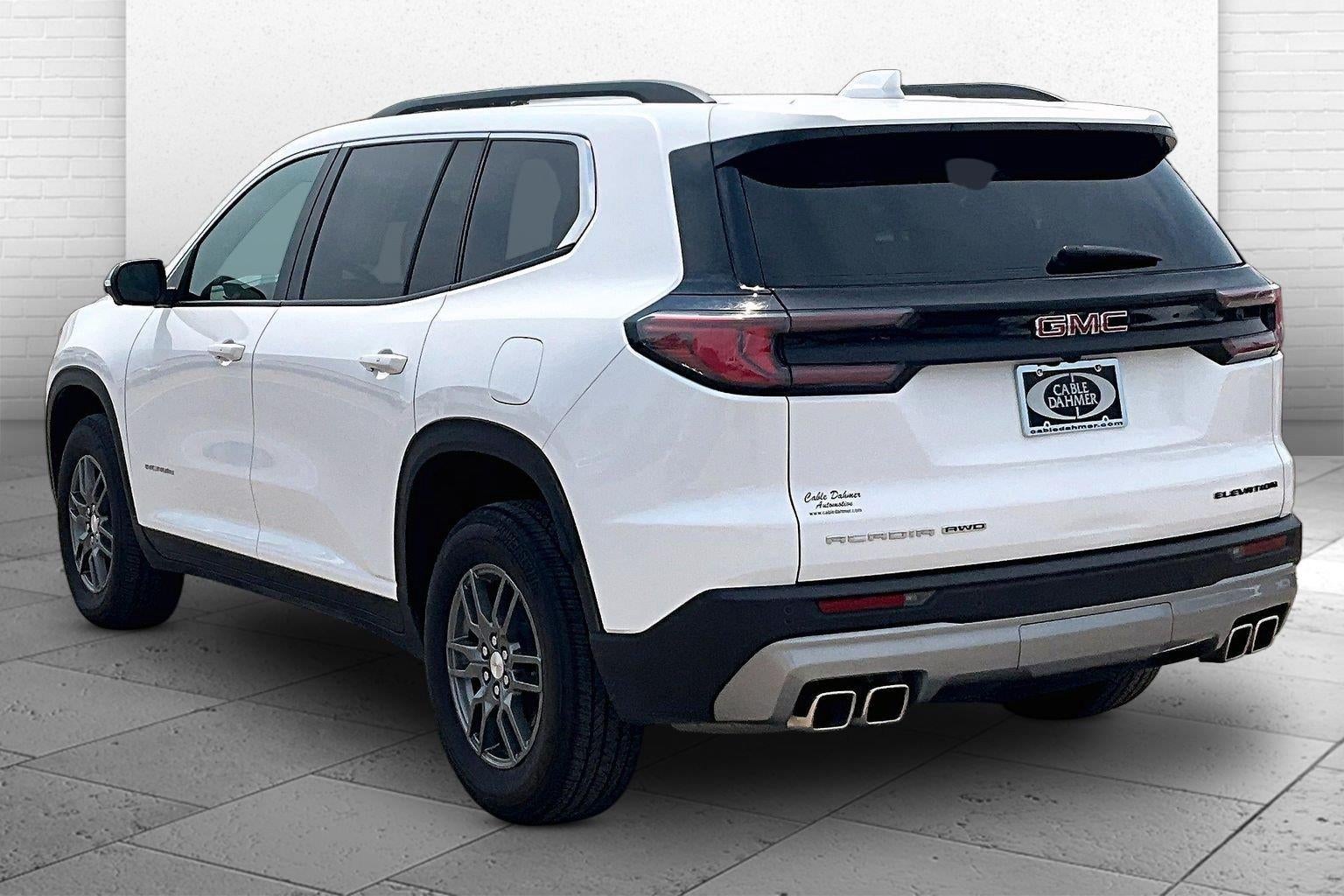 2025 GMC Acadia Elevation