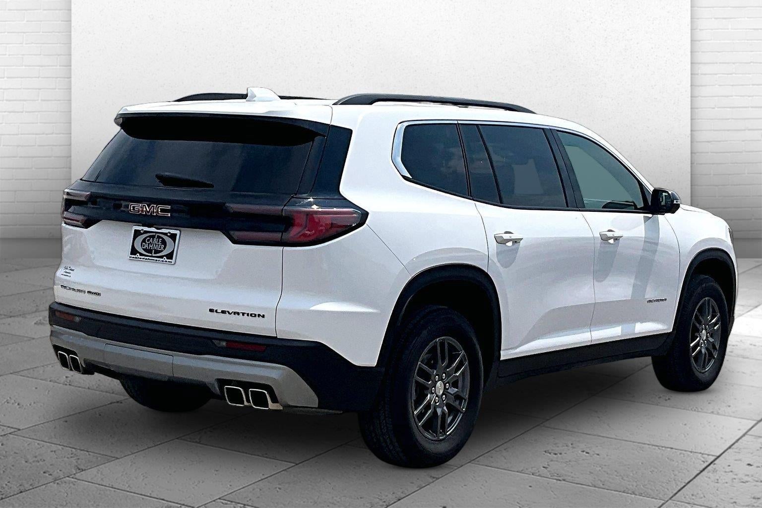 2025 GMC Acadia Elevation