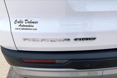 2025 GMC Acadia Elevation