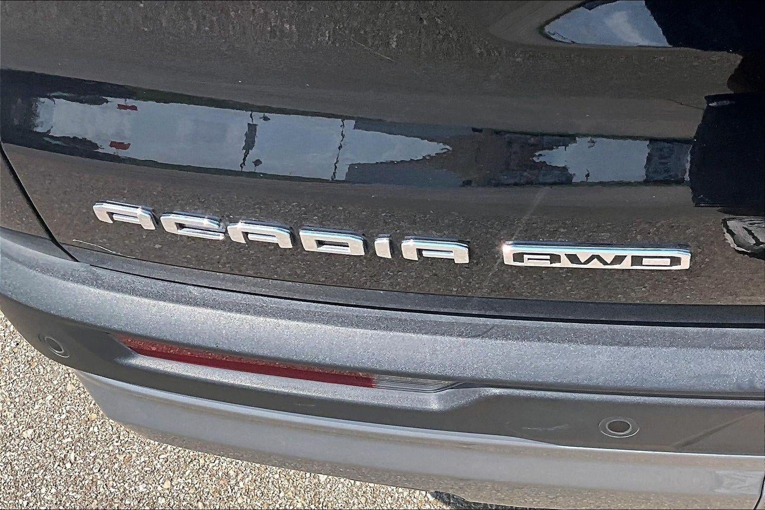 2025 GMC Acadia Elevation