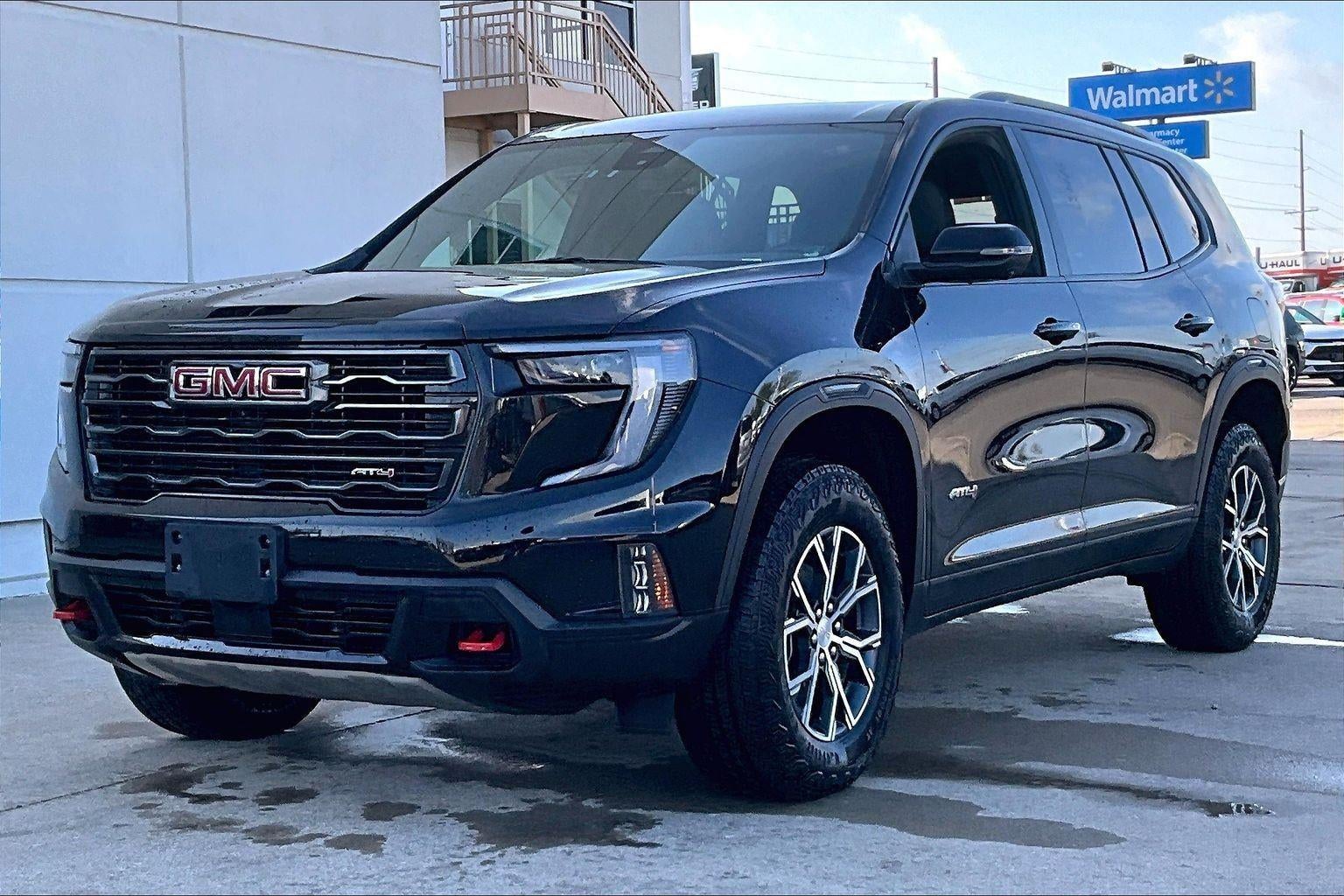 2024 GMC Acadia AT4