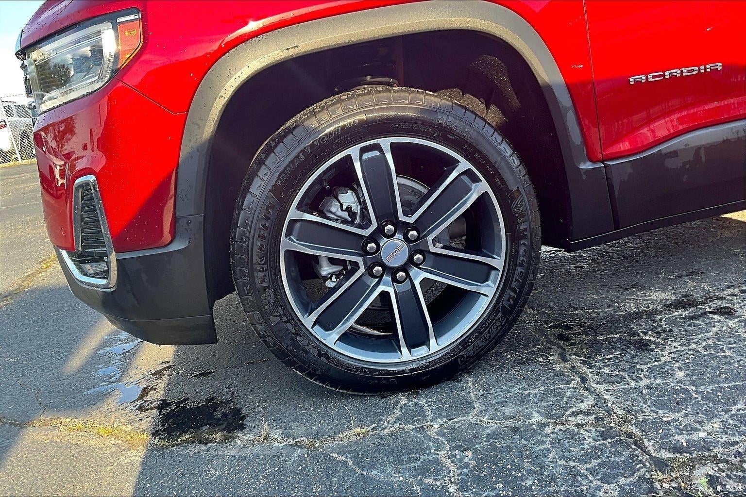 2022 GMC Acadia SLT