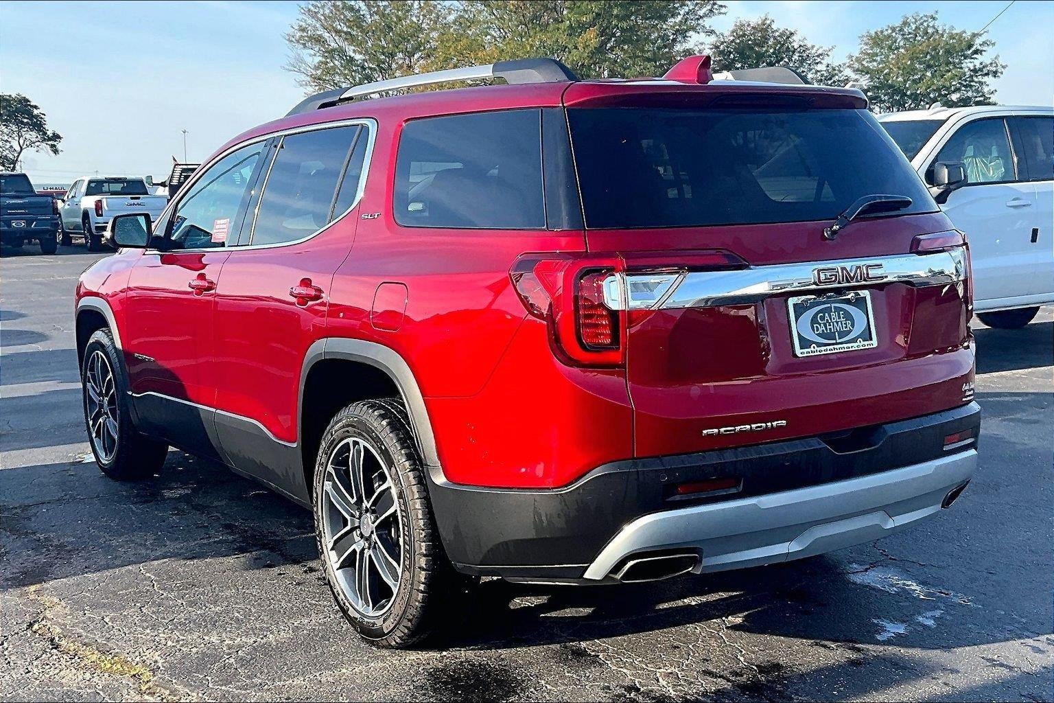 2022 GMC Acadia SLT