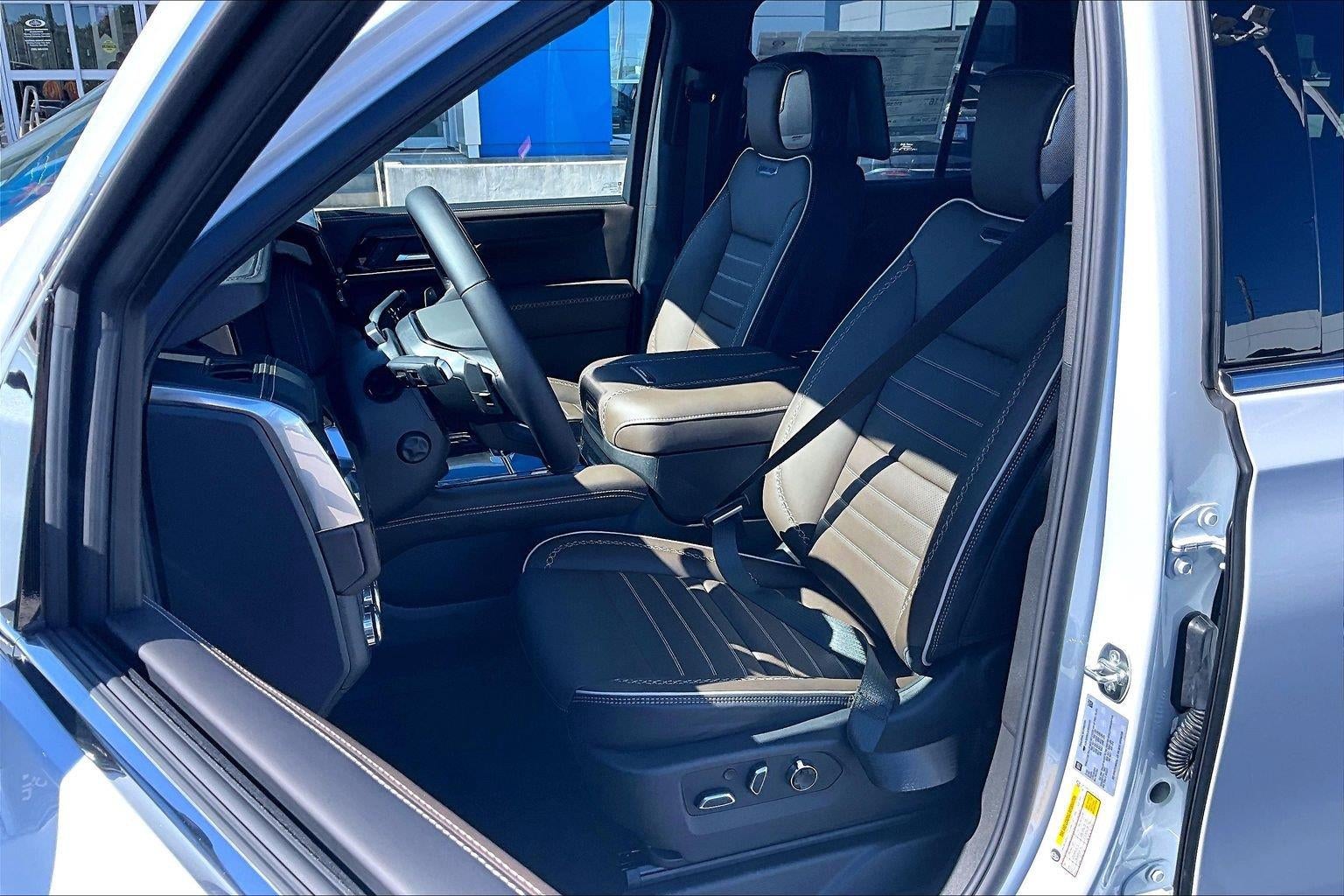 2027 GMC Yukon Denali Ultimate - Photo 9