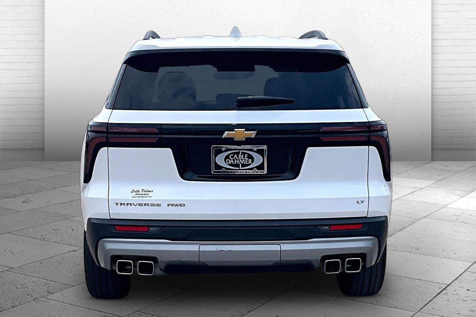 2024 Chevrolet Traverse LT