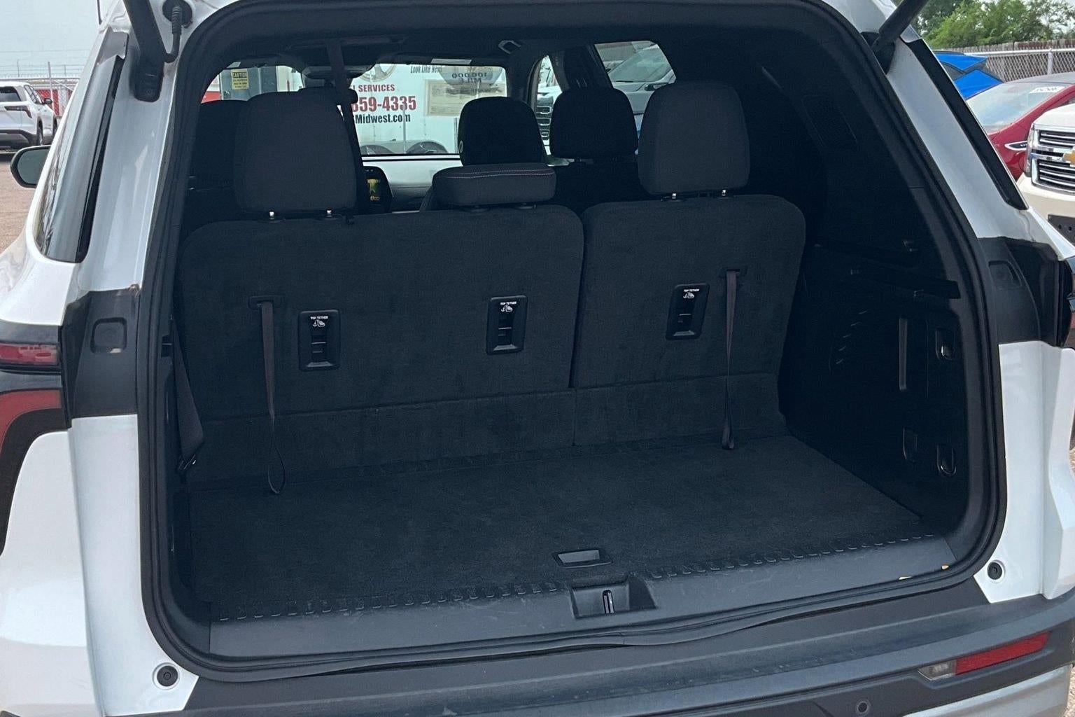 2024 Chevrolet Traverse LT