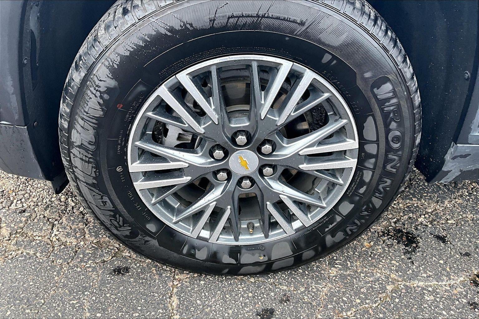 2024 Chevrolet Traverse LT