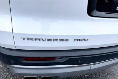 2024 Chevrolet Traverse LT