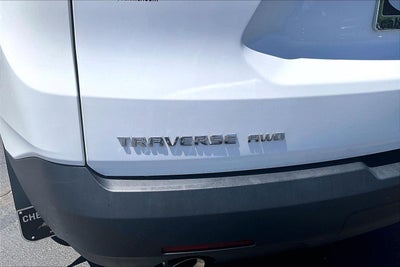 2023 Chevrolet Traverse LT Cloth