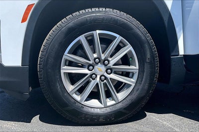 2023 Chevrolet Traverse LT Cloth