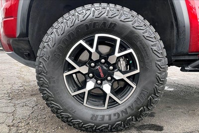 2023 GMC Canyon AT4X