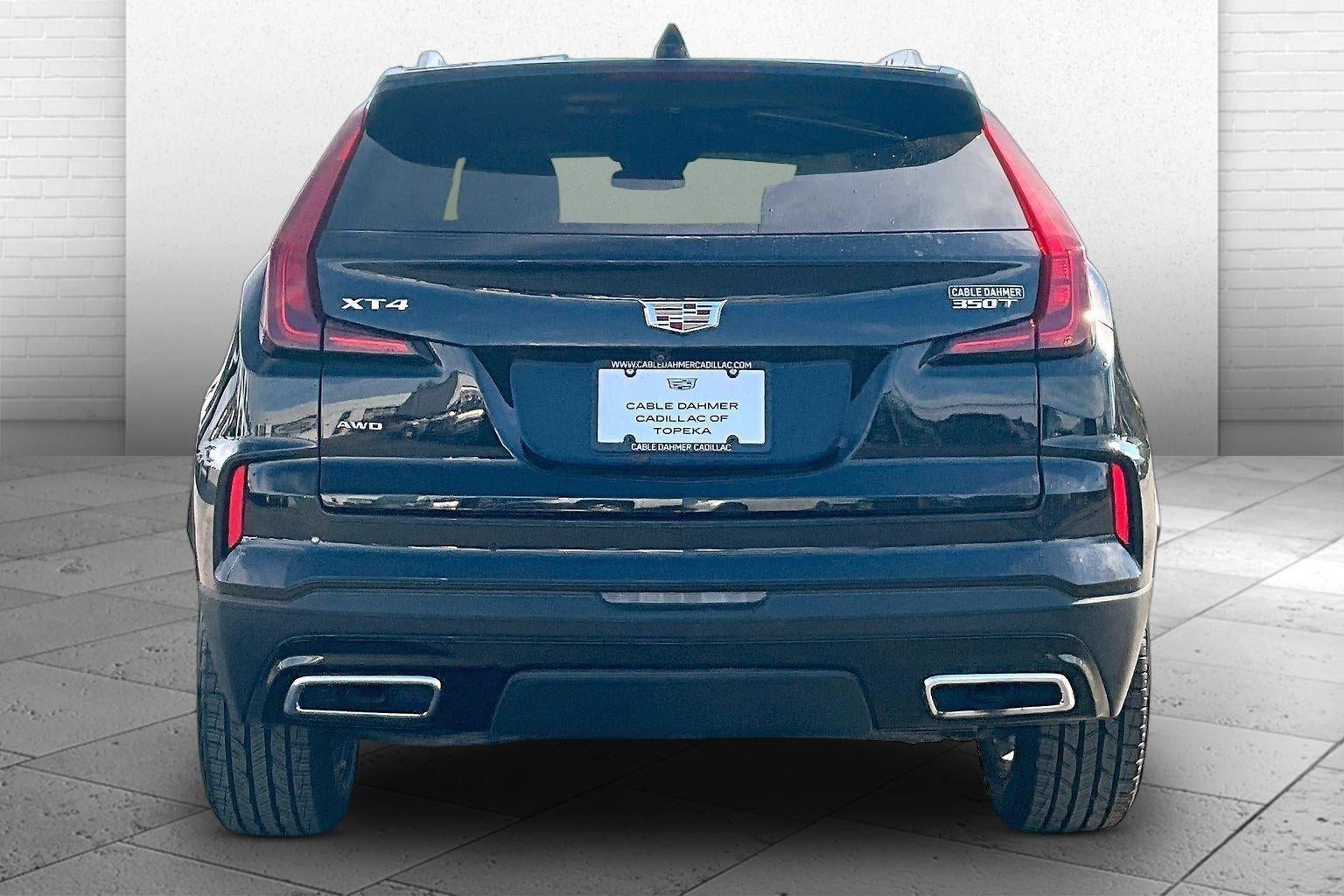 2024 Cadillac XT4 Premium Luxury