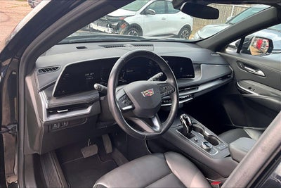 2024 Cadillac XT4 Premium Luxury