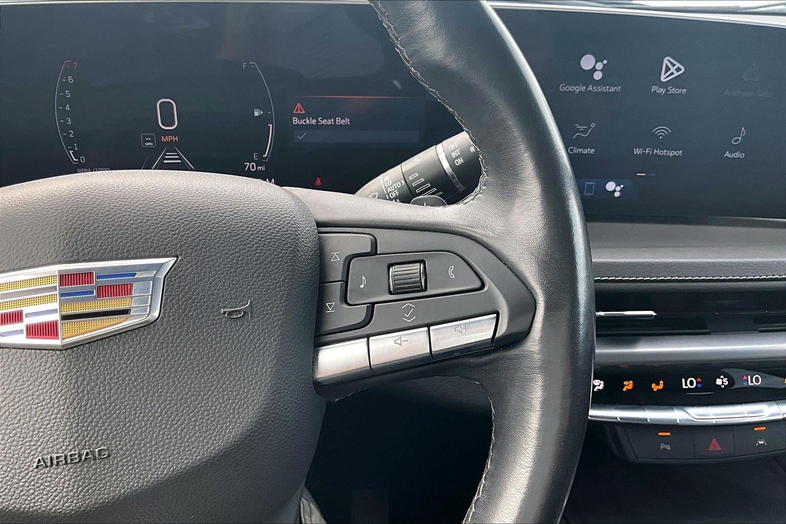 2024 Cadillac XT4 Premium Luxury