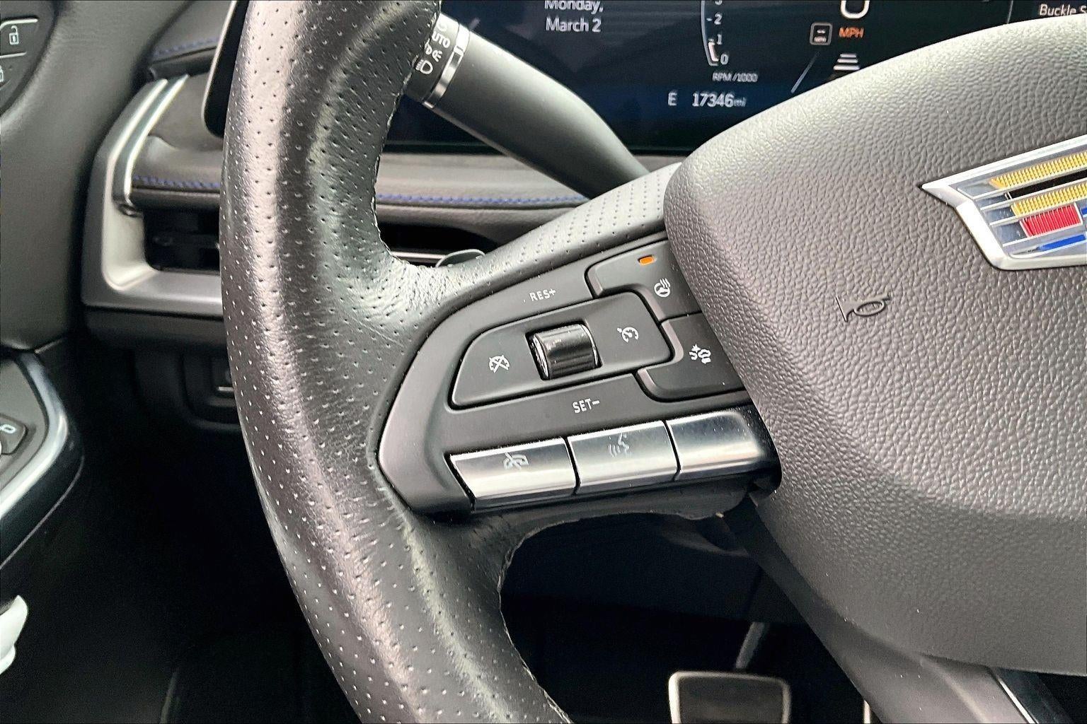 2024 Cadillac XT4 Sport