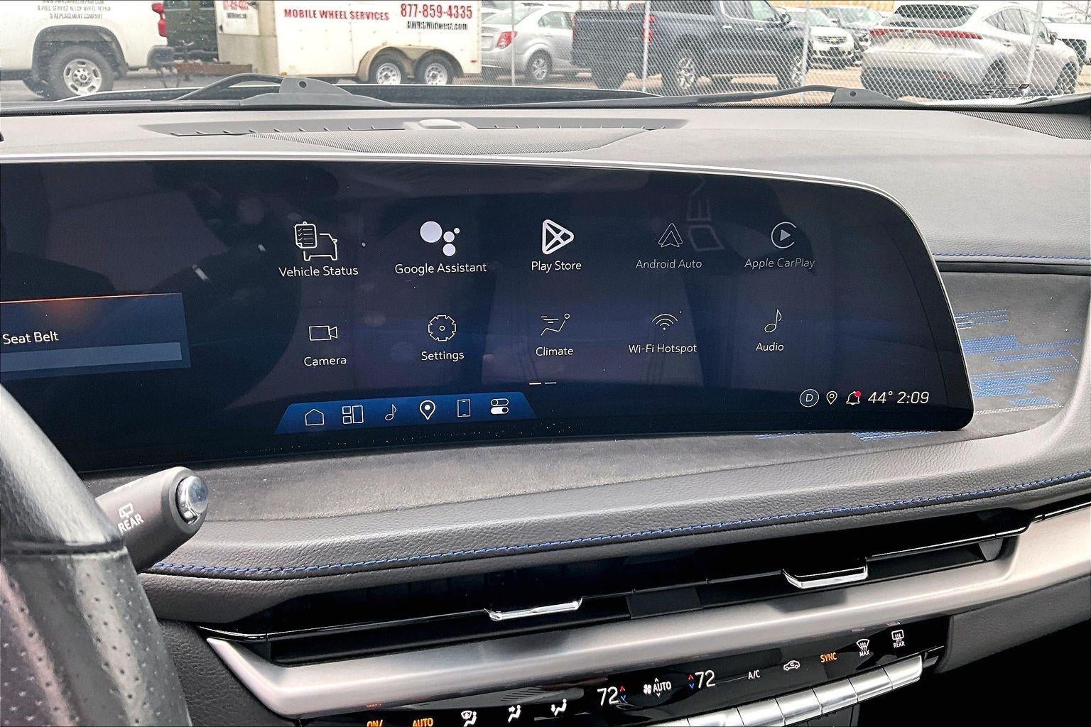 2024 Cadillac XT4 Sport