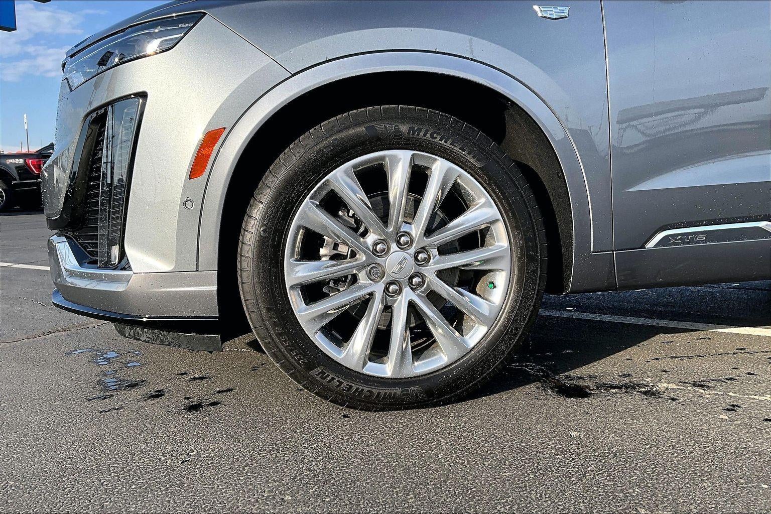 2022 Cadillac XT6 Premium Luxury