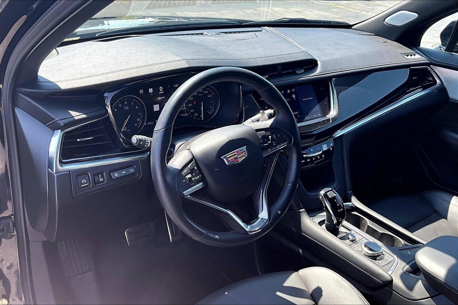 2024 Cadillac XT6 Sport