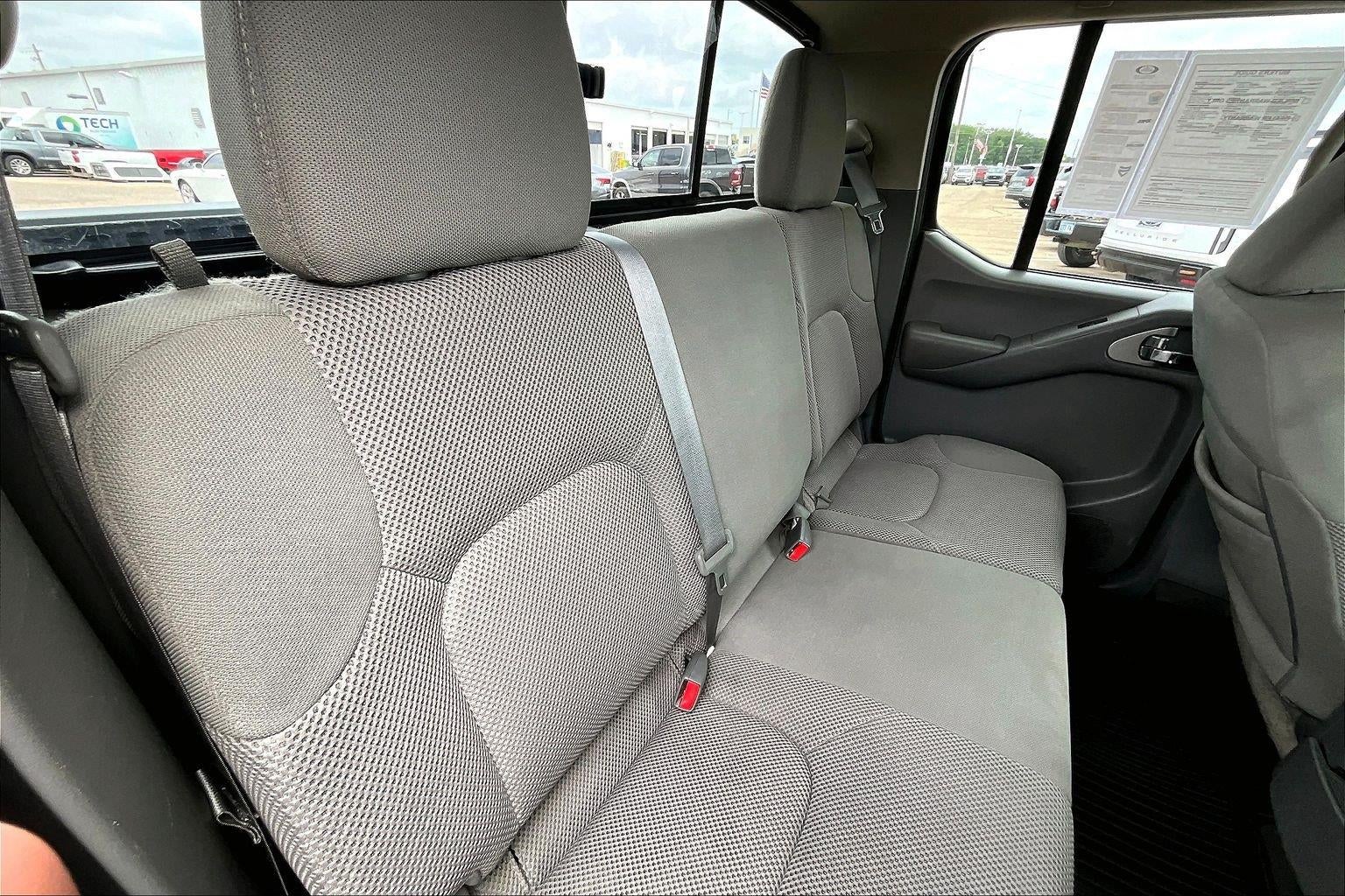 2021 Nissan Frontier SV
