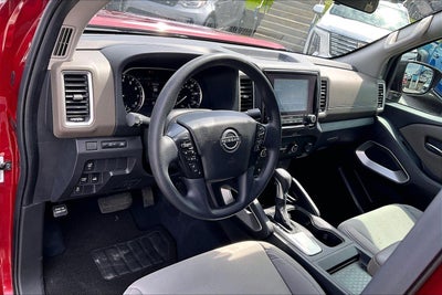 2023 Nissan Frontier SV
