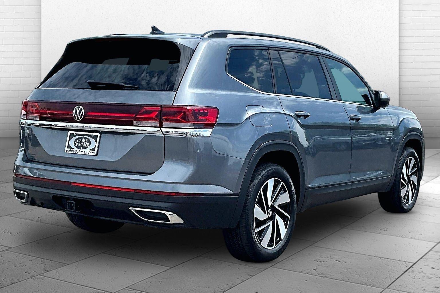 2025 Volkswagen Atlas 2.0T SE w/Technology