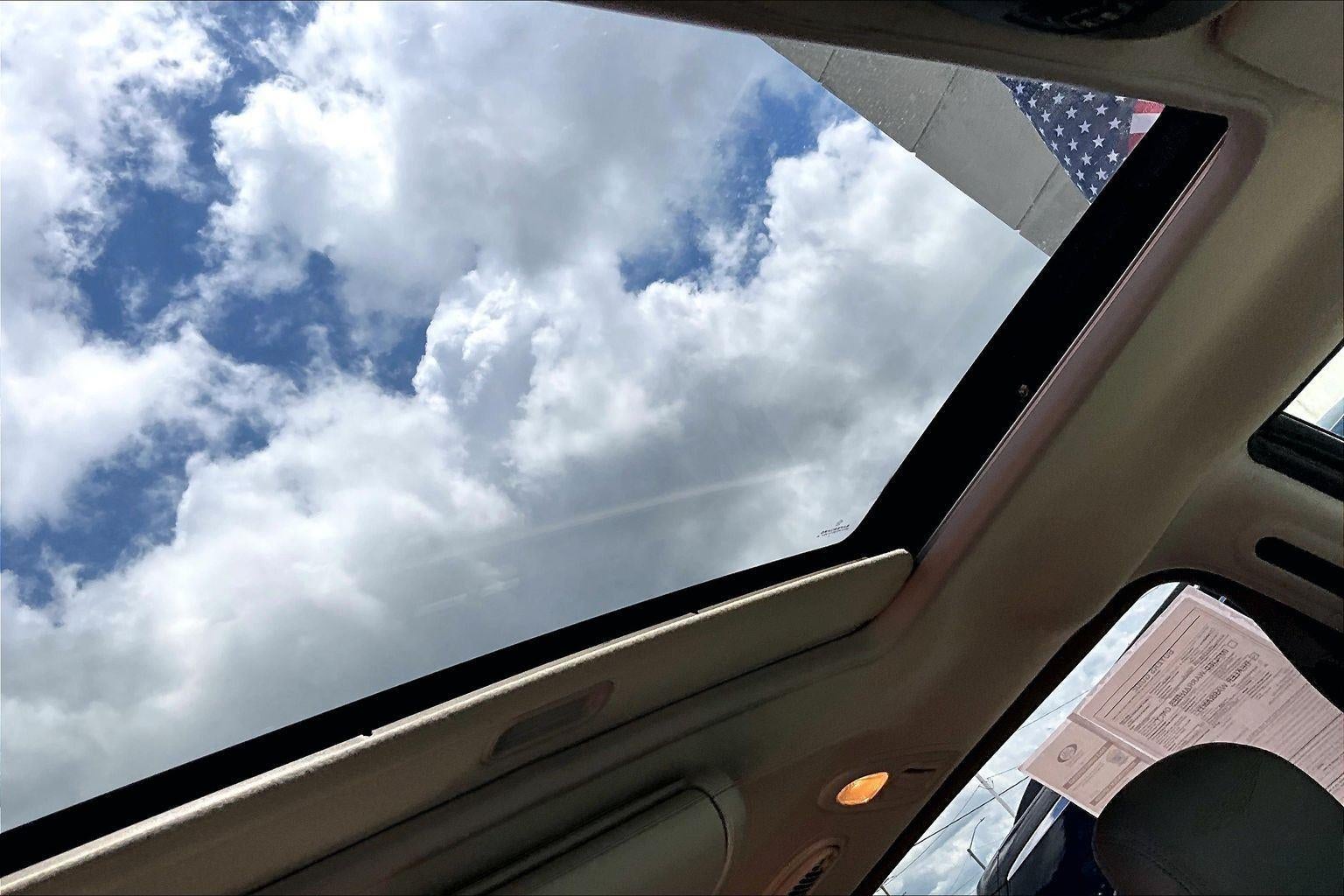 2005 Chrysler Town & Country Limited