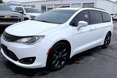 2020 Chrysler Pacifica Touring L Plus 35th Anniversary