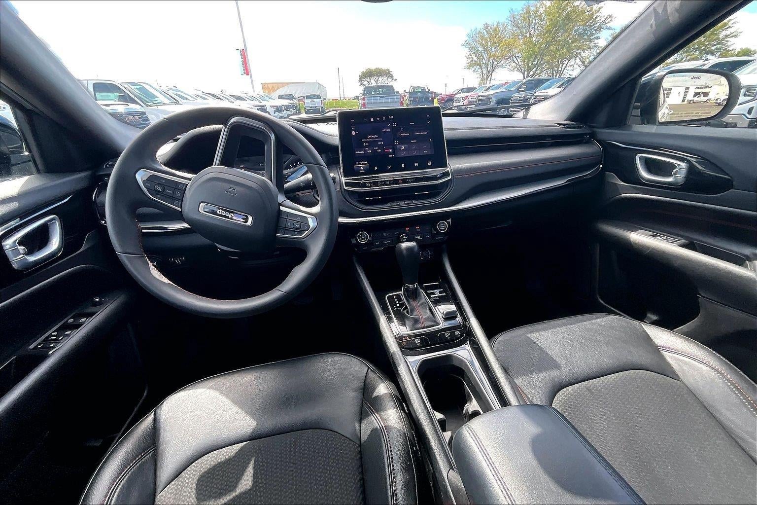 2025 Jeep Compass Trailhawk