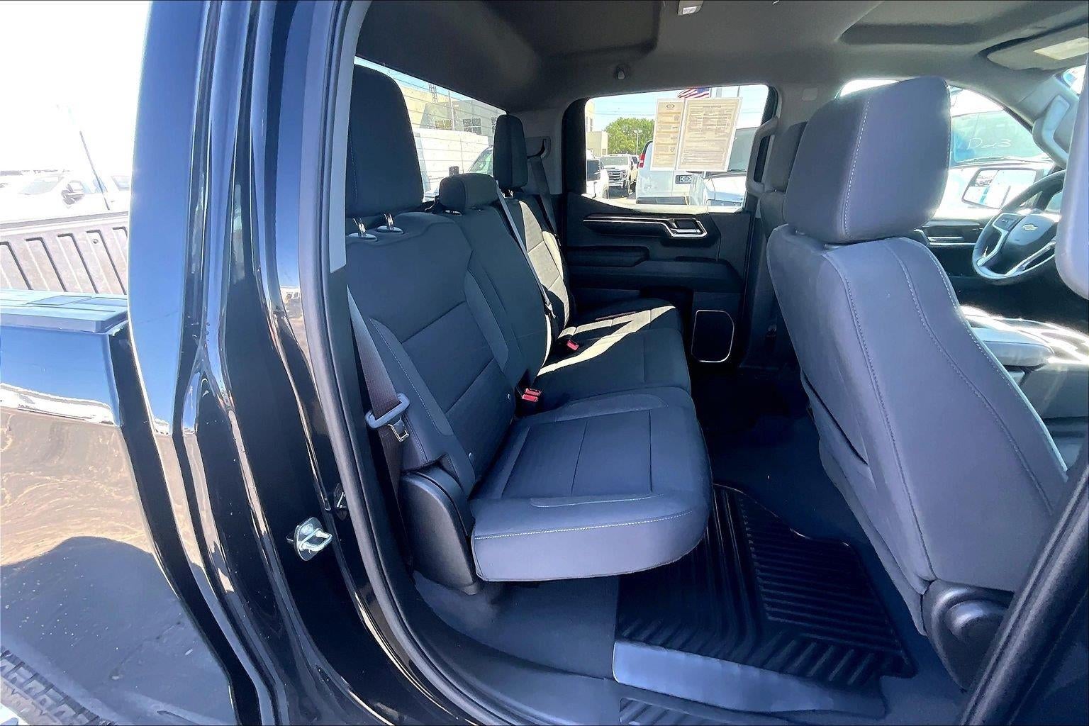 2023 Chevrolet Silverado 1500 LT (2FL)