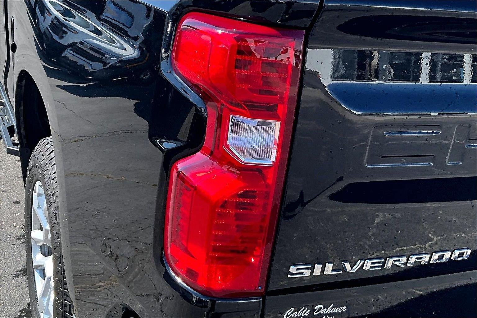 2023 Chevrolet Silverado 1500 LT (2FL)