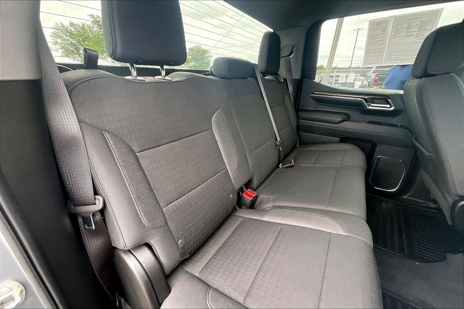 2024 Chevrolet Silverado 1500 LT (2FL)