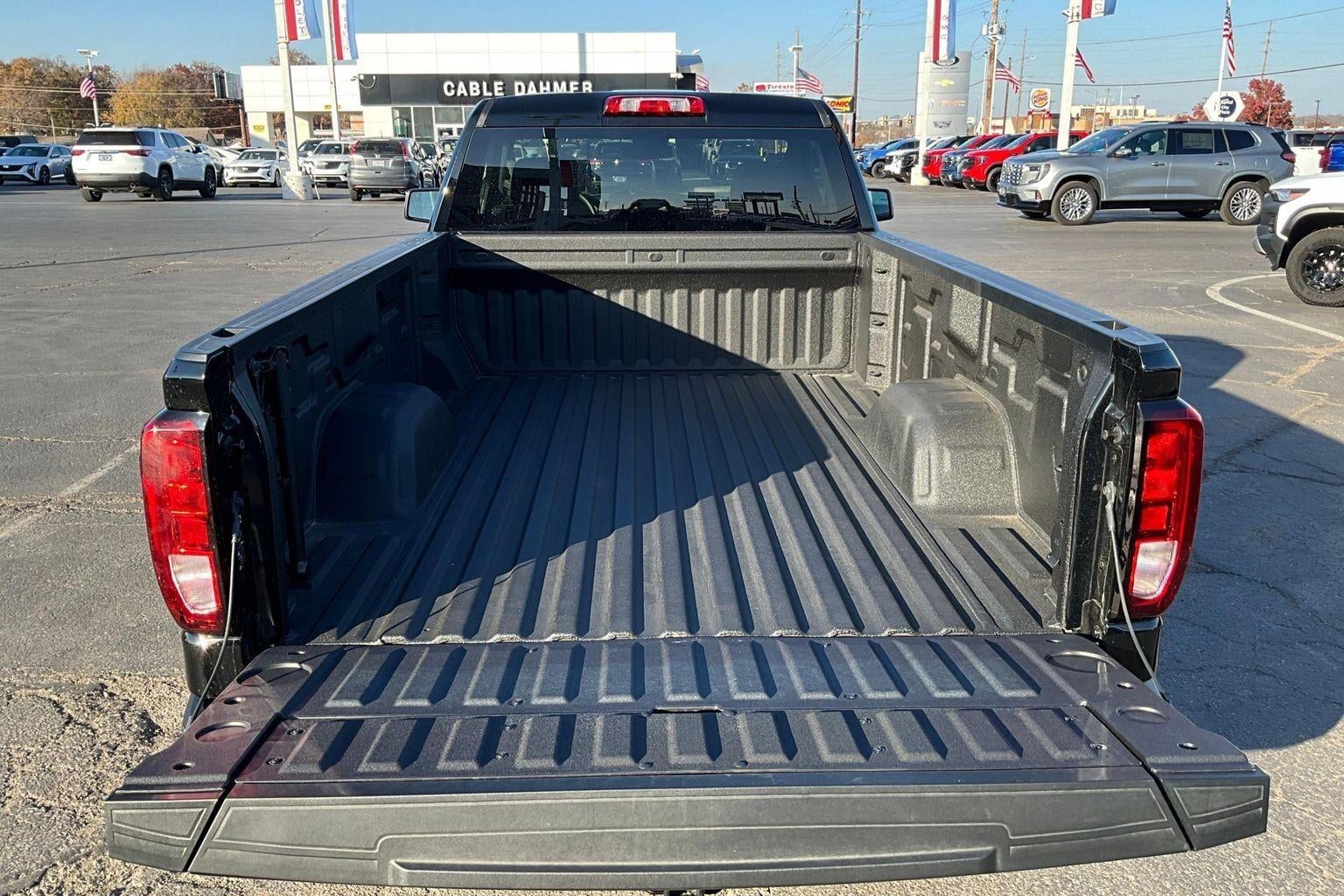 2025 GMC Sierra 1500 Pro