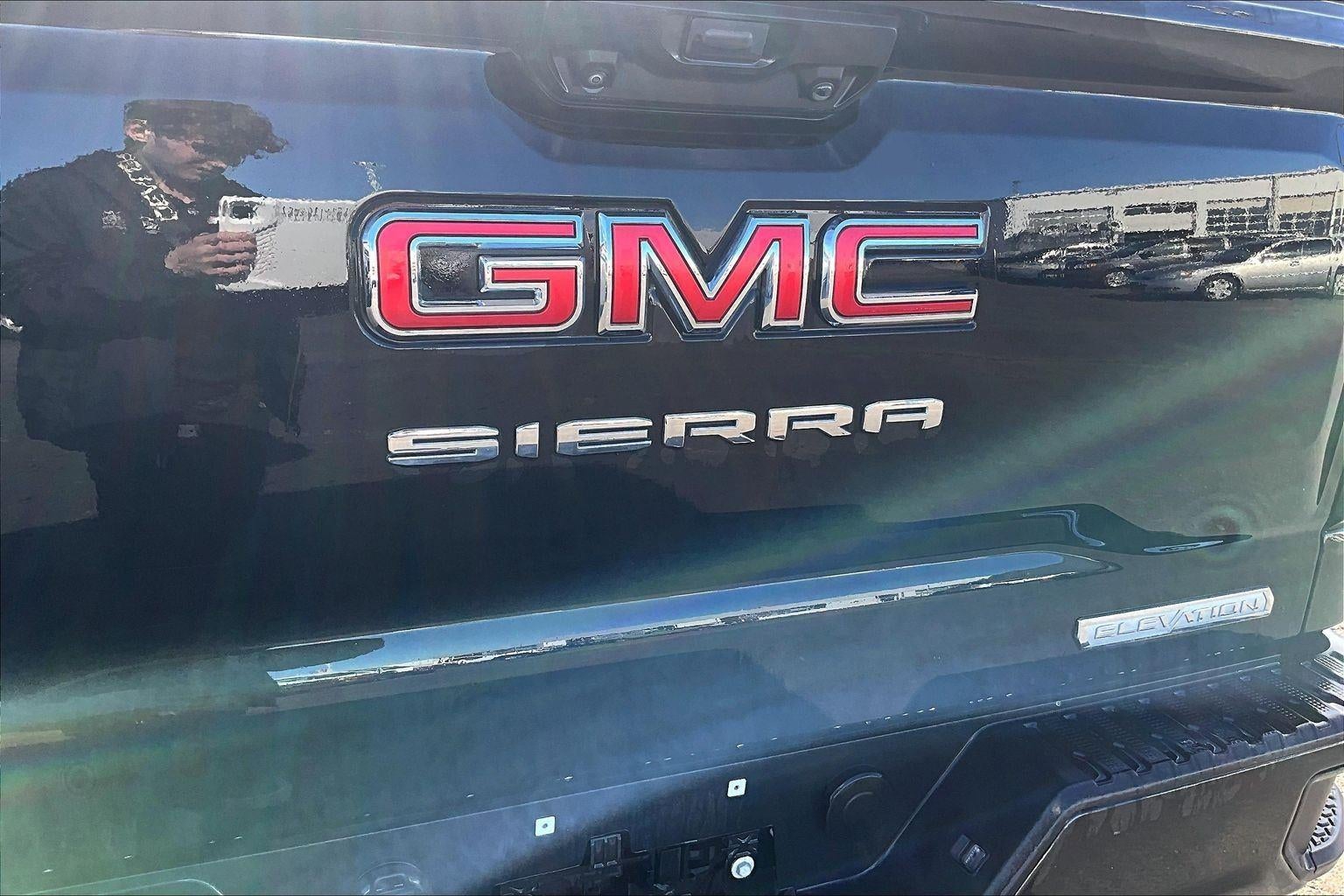 2024 GMC Sierra 1500 Elevation