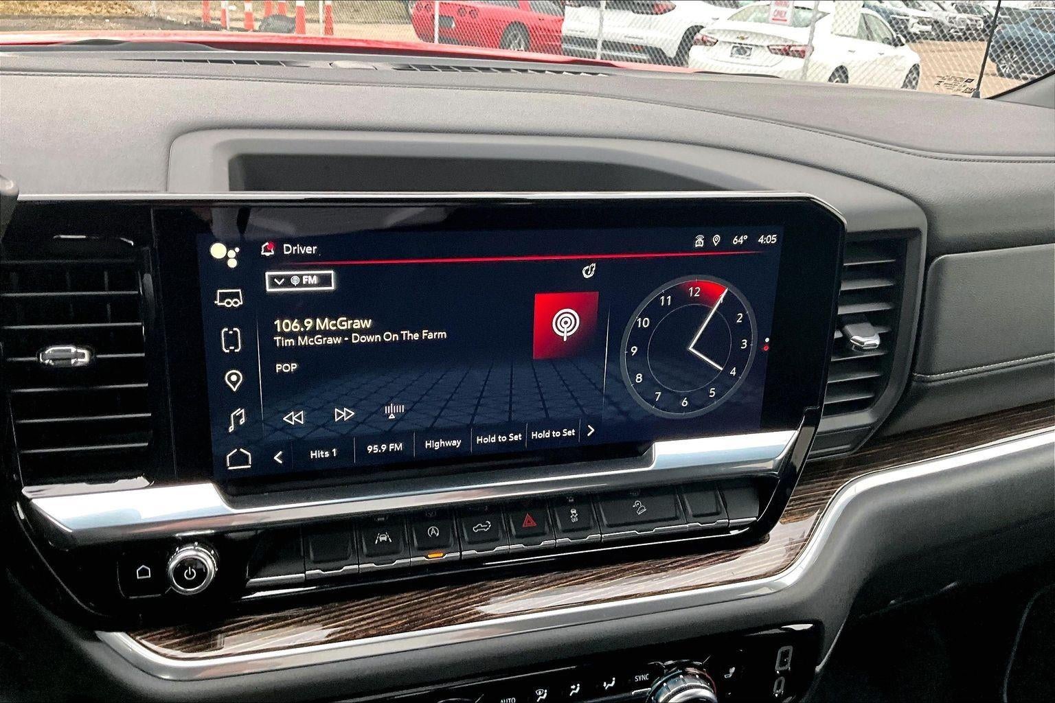 2025 GMC Sierra 1500 Elevation