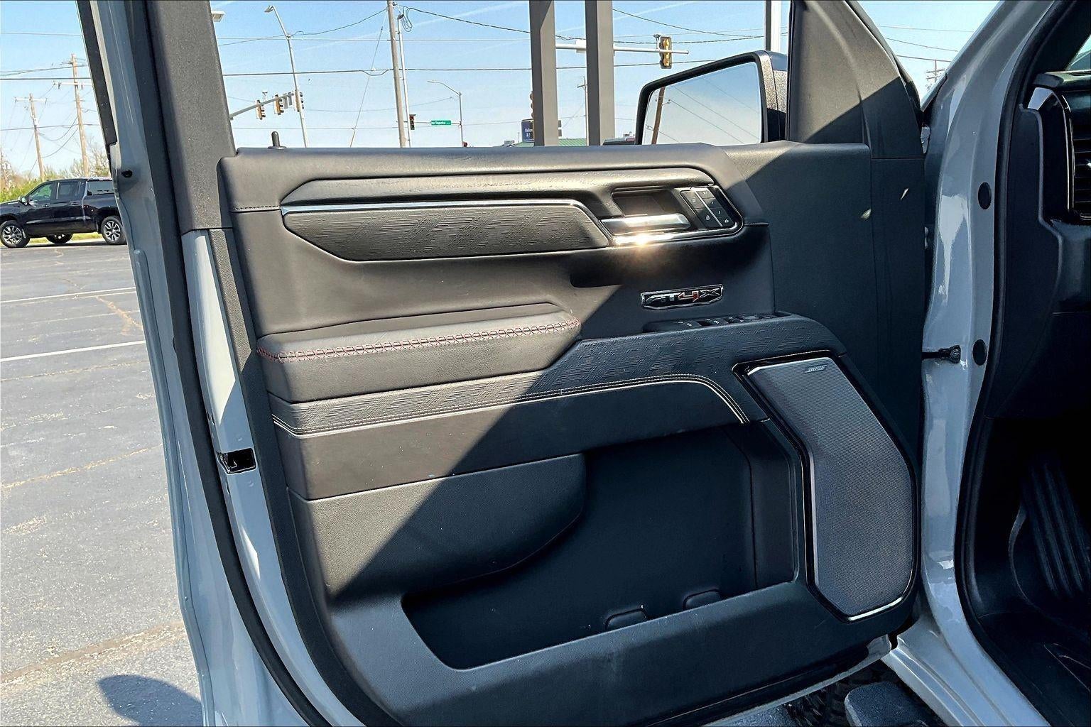 2024 GMC Sierra 1500 AT4X