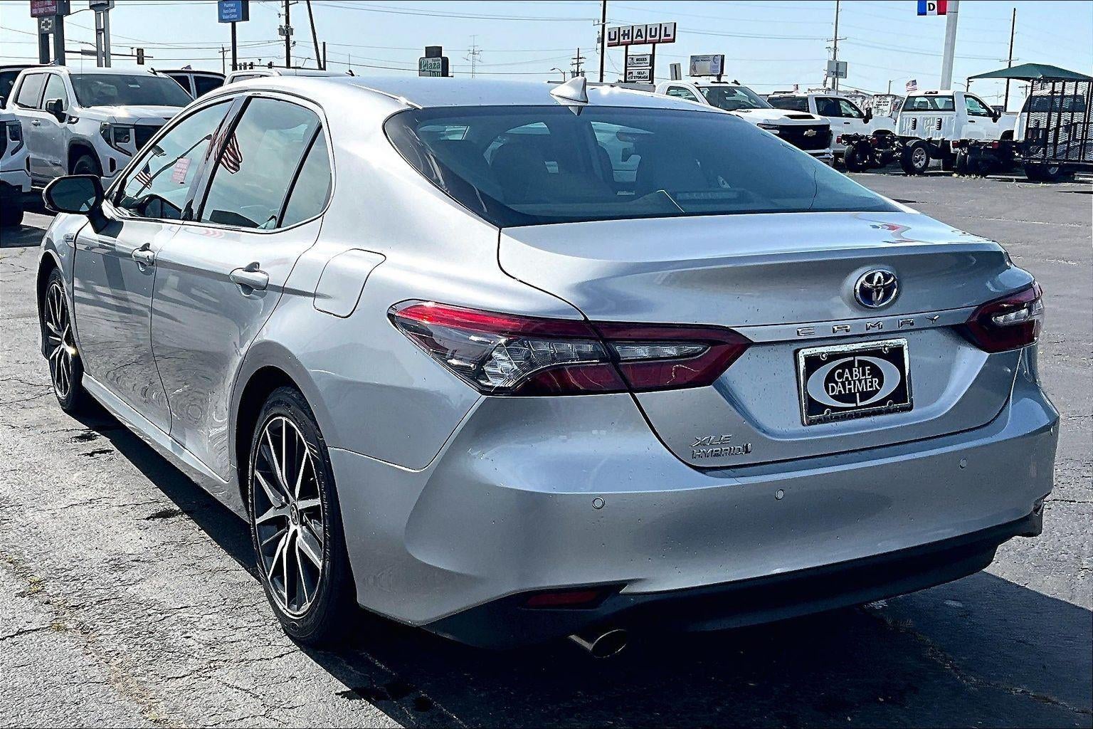 2021 Toyota Camry Hybrid XLE