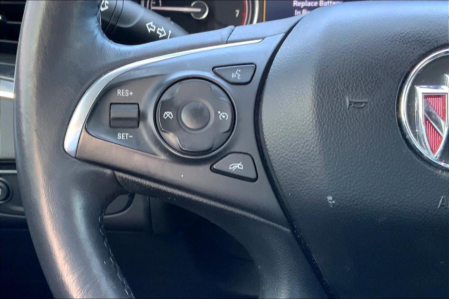 2020 Buick Enclave Essence