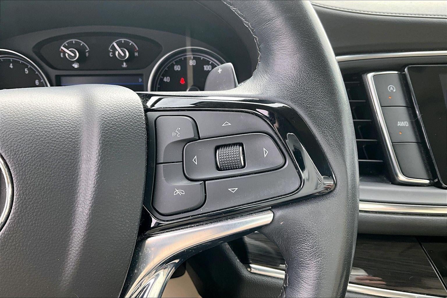 2023 Buick Enclave Essence