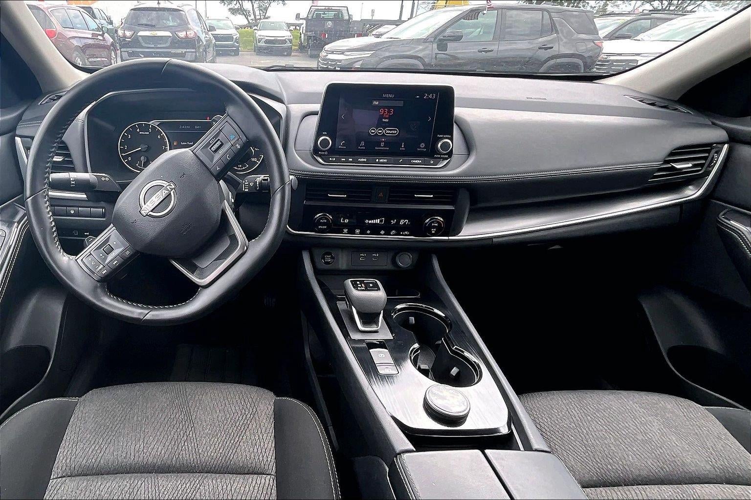 2025 Nissan Rogue SV