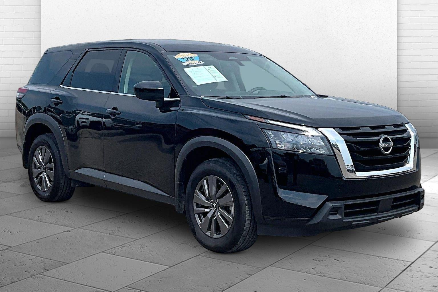 2025 Nissan Pathfinder S