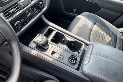 2025 Nissan Pathfinder S